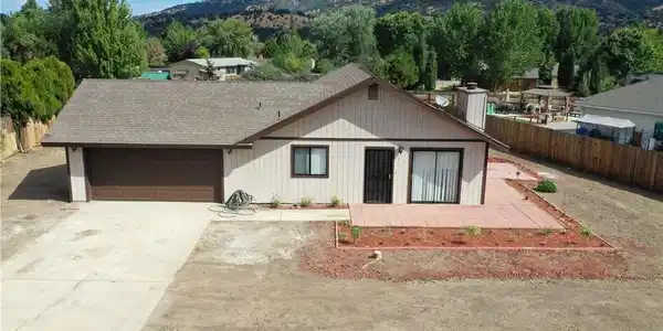 30001 Caddy Lane