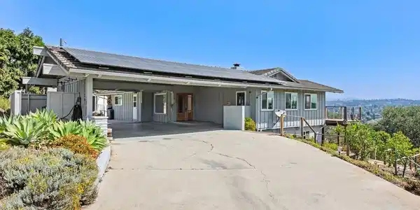 435 Rancho Camino