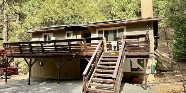 1212 Woodland Drive