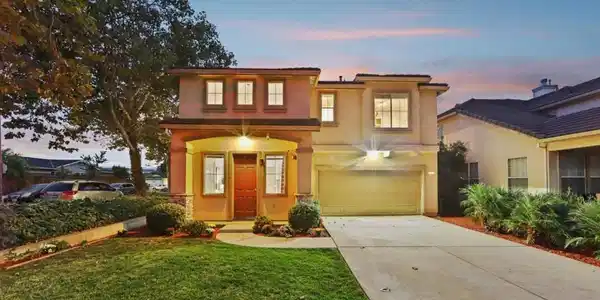 3699 Cedar Knoll Court
