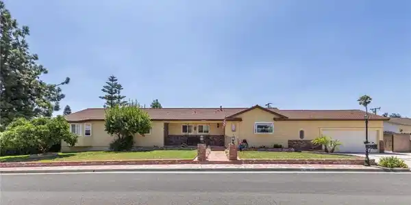 20030 Squire Drive