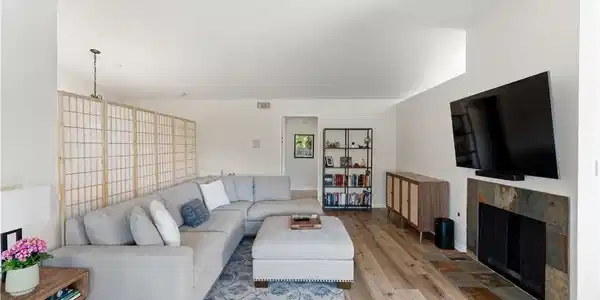 29123 Thousand Oaks
