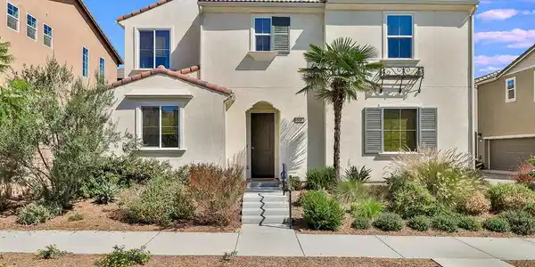 517 Limoneira Lane