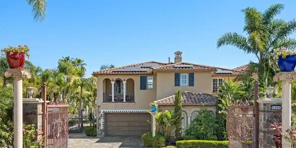 5492 Calarosa Ranch Road