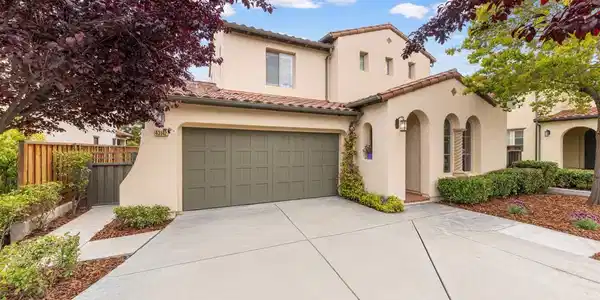 43142 Palm Pl