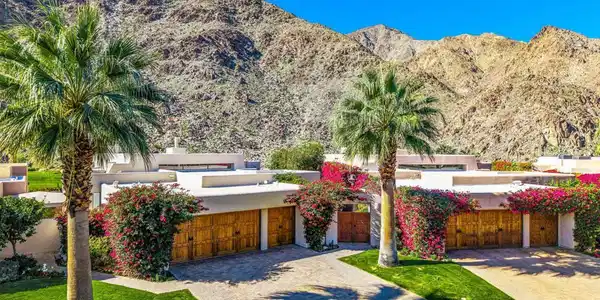 76970 Avenida Fernando