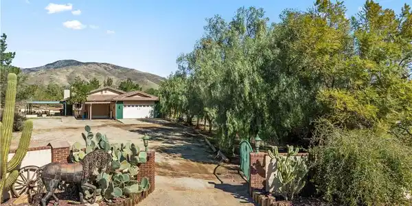 35728 Beauty Vista Lane