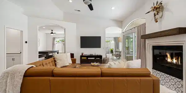 53845 Avenida Vallejo