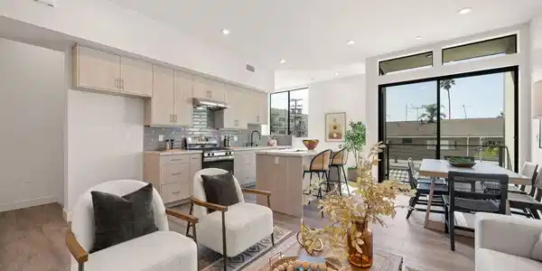 1202 N Orange