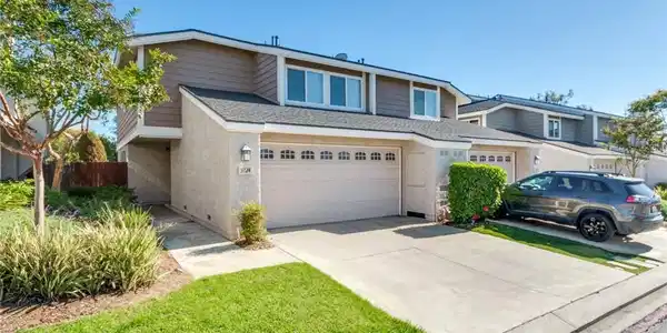 3724 Live Oak