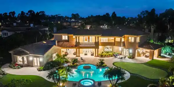 5106 Meadows Del Mar