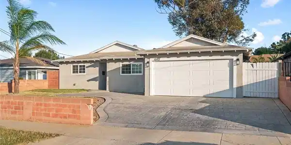 1255 Jadestone