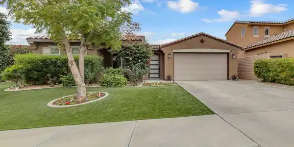 42795 Ponte Court