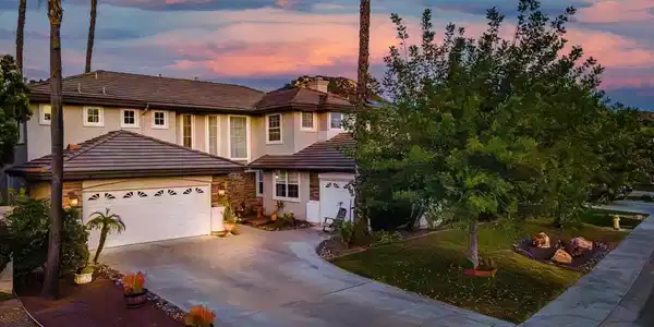 2312 Orchard View Ln.