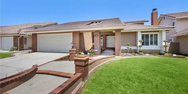 1084 S Burlwood Drive