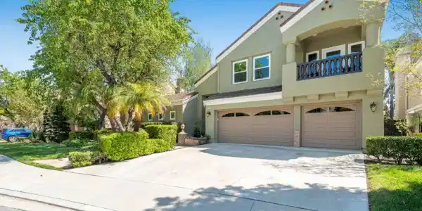 4126 Sterlingview Drive