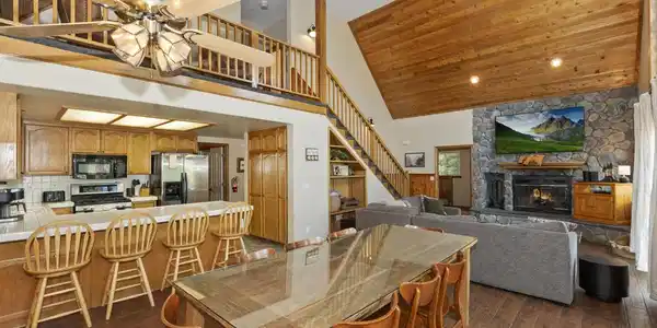 1174 Alameda Road