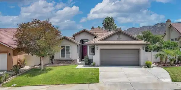 14798 San Jacinto Drive