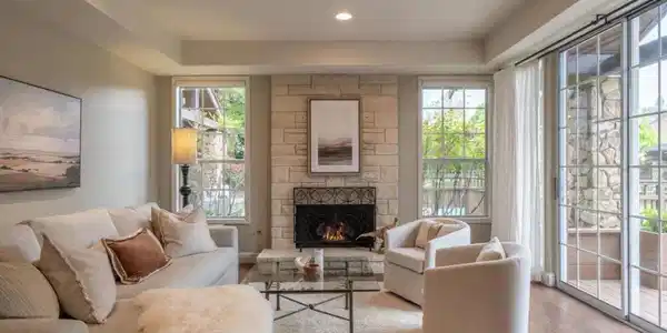 9904 Club Place