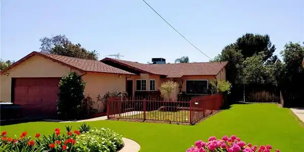 10672 Linden Avenue