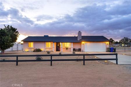 22672 El Centro Road