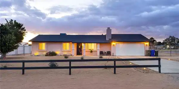 22672 El Centro Road