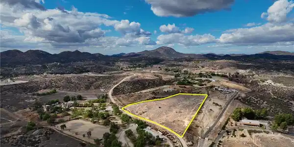 1 Spring Valley Road