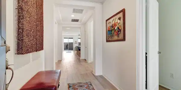 85647 Veneto Lane