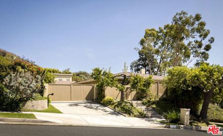 400 Surfview Drive