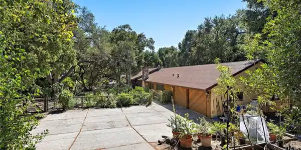 19735 Live Oak Canyon Rd