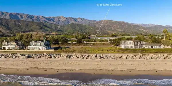 3735 Santa Claus Lane