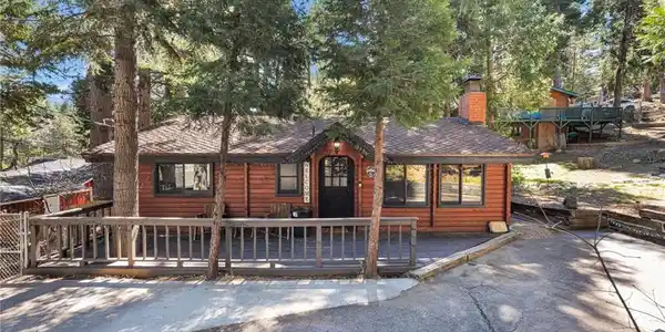 2130 Spring Oak