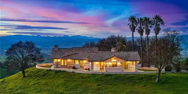 1030 Redondo Lane