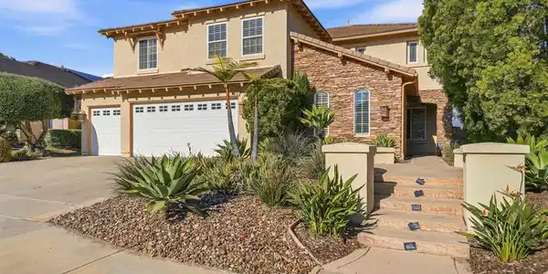 2612 Coyote Ridge