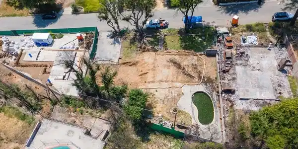 3318 Bellaire Drive