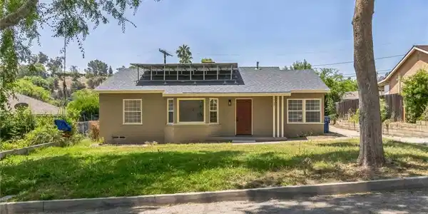 717 La Porte Avenue