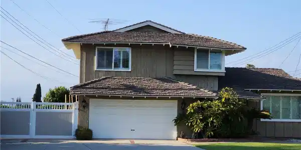 15637 Los Altos Drive