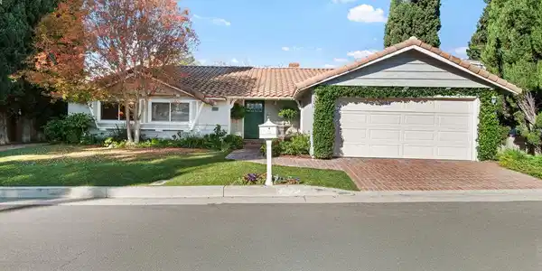 15570 Briarwood Drive