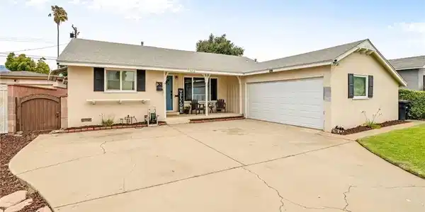 650 W Bonnie Brae Court