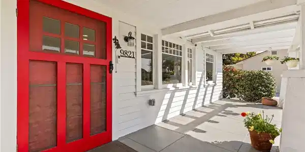 Image 4