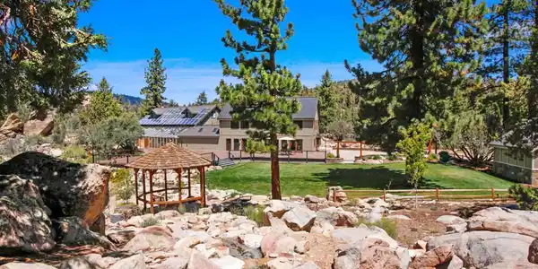 43630 Rainbow Lane