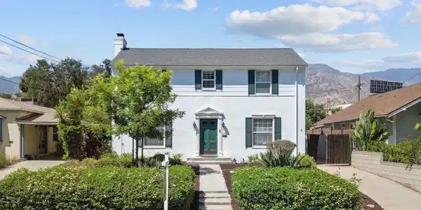 867 New York Drive