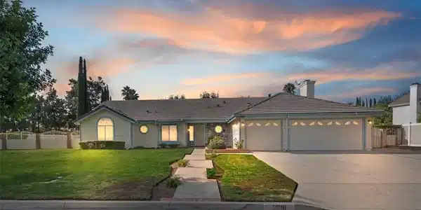 11691 Knoll Vista