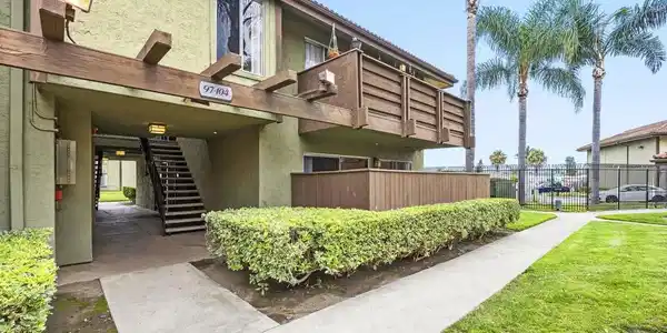 615 Fredricks Avenue