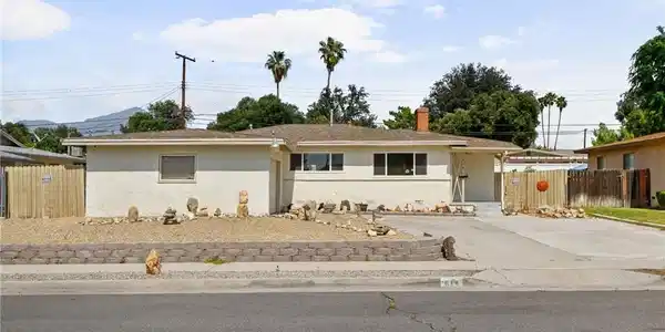 614 Naomi Street