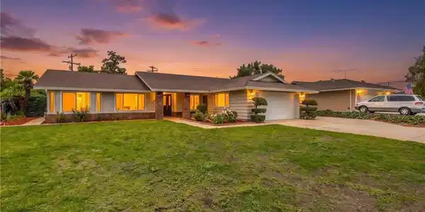 318 Sandalwood Drive