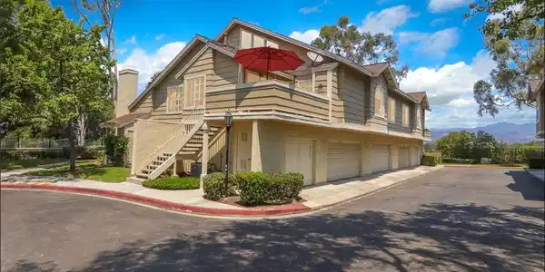 20025 Shamrock Glen
