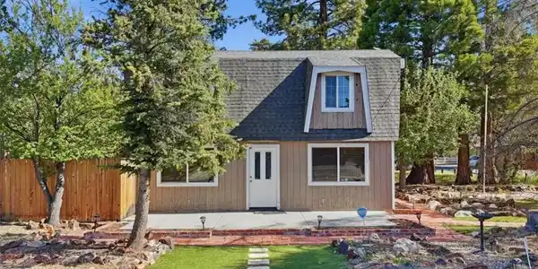 1081 Gold Mountain Drive