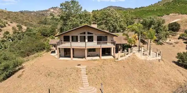 879 Stewart Canyon Road