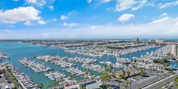 13650 Marina Pointe Drive